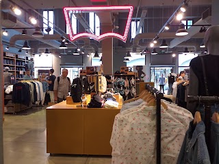 Levi's® Factory Outlet Serravalle