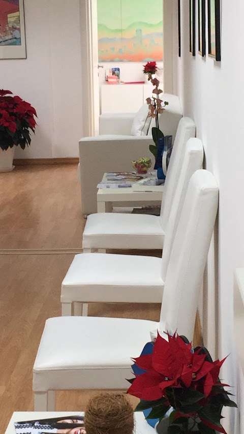 Studio Dentistico Almonti