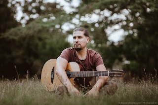 Insegnante Chitarra - Corsi di Chitarra a Padova | Giovanni Ottaviani Guitar School