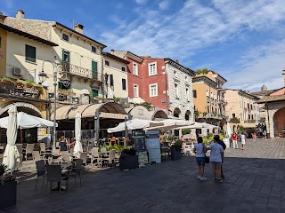 Al Primo Piano Pizzeria e Bistrot By Agorà