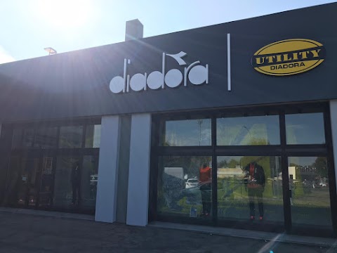 Diadora Store