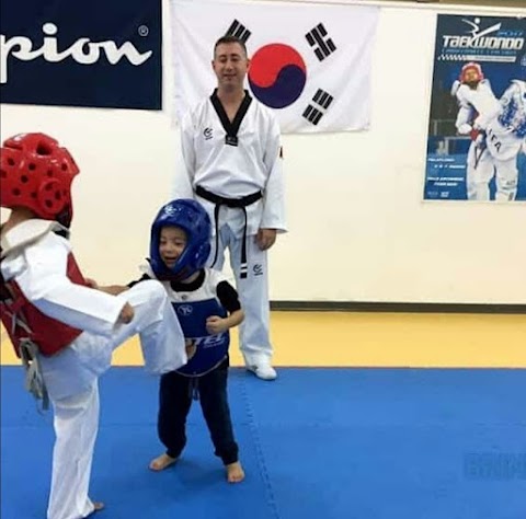 Asd Pantere Nere Taekwondo Brindisi