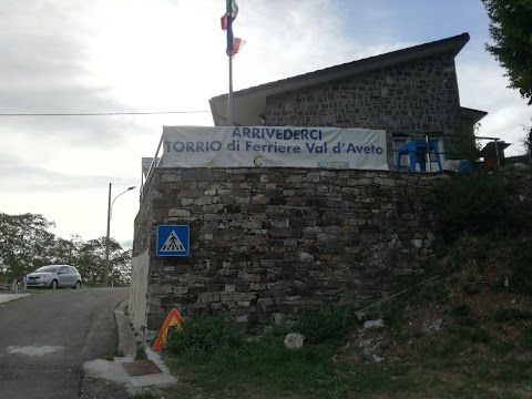 "La Scuola" Centro Di Agreggazione Sociale Circolo ACLI Torrio Val D'aveto