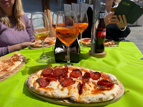 Pizzeria La Perla