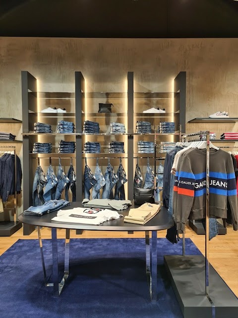 Gaudì Store Verona Adigeo