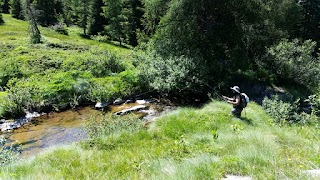 UN PUGNO DI MOSCHE - negozio di pesca a mosca e spinning in valle camonica