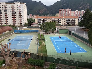 LION PADDLE TENNIS CLUB