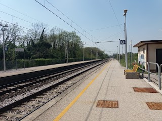 Stazione Paese