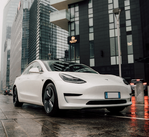 EvDrive Noleggio Tesla