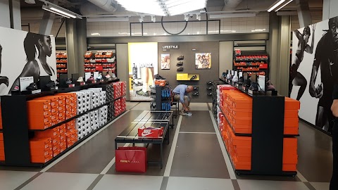 Nike Factory Store