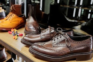 OFFICINE Exclusive Shoes