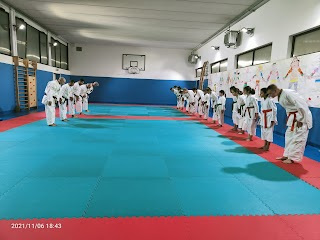 ACCADEMIA KARATE CAROBBIO D.A.