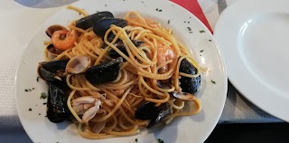 Trattoria Pizzeria Bisteccheria "dalla padella alla brace"