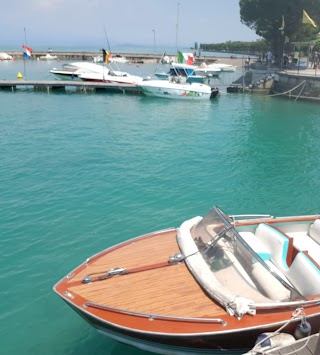 Peschiera Taxi Boat Tours