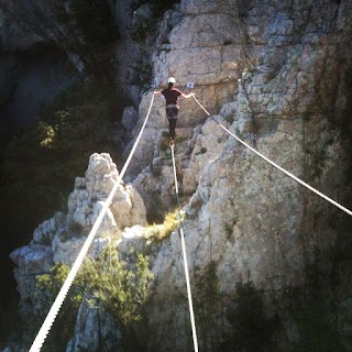 Cours De Ski Et D'escalade, Up And Down,