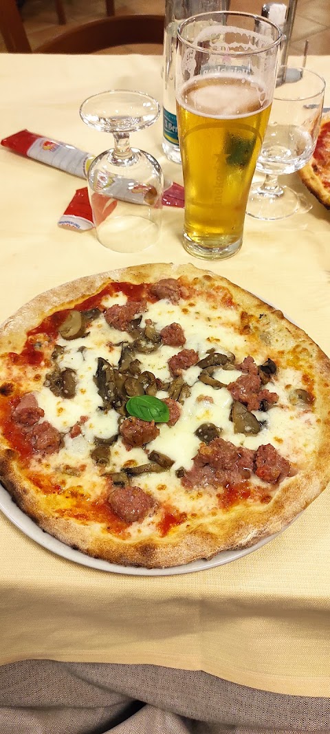 Ristorante Pizzeria La Lucciola