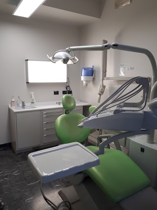 Studio Dentistico Dr. Matteo Matteuzzi