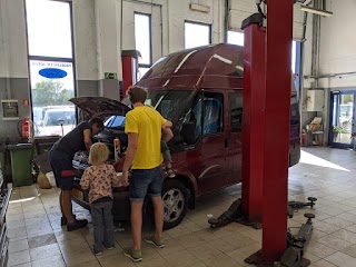 Auto Center Lavrenčič