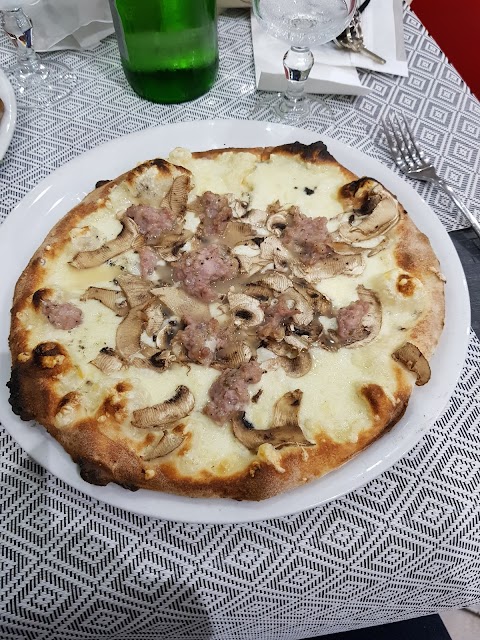 PIZZERIA LA CARAVELLA