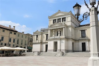 Teatro Accademia