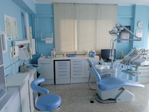 DENTAL DAY MEDICAL (Ambulatorio Dentistico)