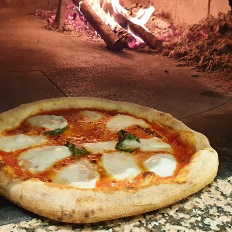 Pizzeria La Luna Via Gioberti