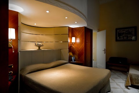 Hotel Opera Roma