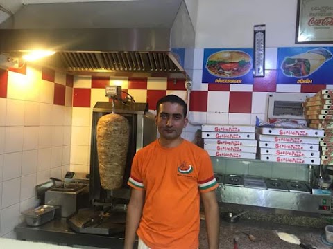 Voglia di pizza e kebab