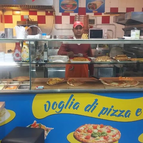 Voglia di pizza e kebab