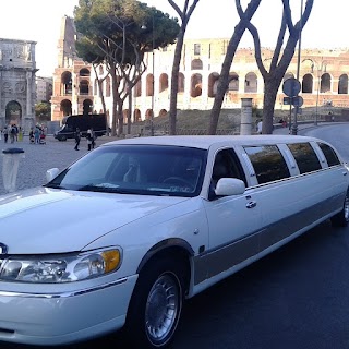 AFFITTARE UNA LIMOUSINE