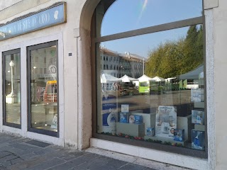 Farmacia Alla Torre S.N.C. Del Dr. Isolato Claudio