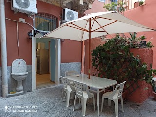 Il piccolo cortile