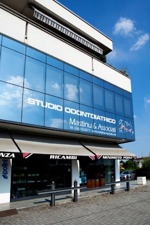 "Mastinu & Associati" Studio Dentistico