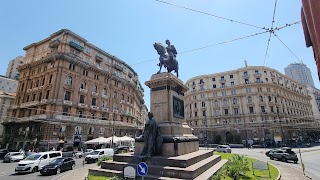 Idola Piazza Bovio (Di Savarese Rosario)