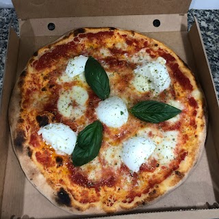 pizzeria revolution