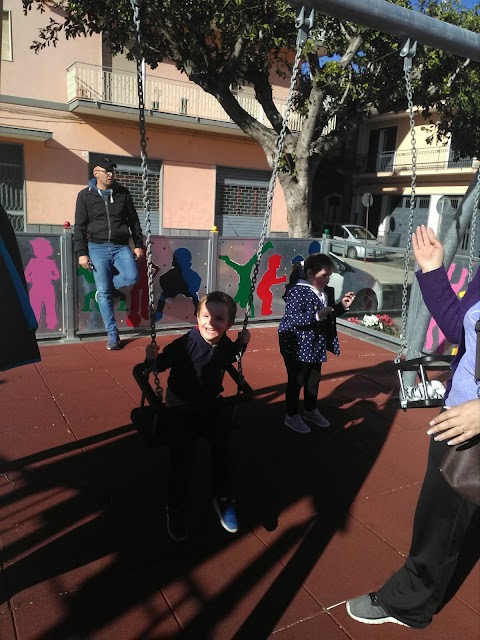 Piazza Dante Parco Giochi