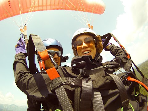 Into The Wild A.S. - Parapendio voli in Tandem - Vela - Canoa - Bike