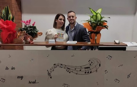 Scuola di MUSICA-CANTO-DANZA-TEATRO-MUSICAL ASSOCIAZIONE SPETTACOLARTE