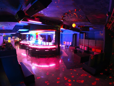 Vanessa Paradise Night Club