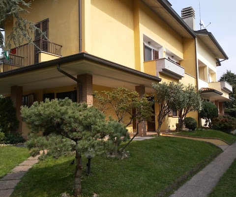 B&B accogliente a due passi dal metrò di Milano - Casa Adriana