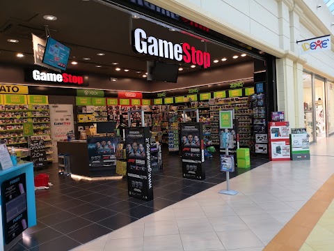 GameStop