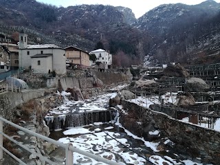 Casa tra i vigneti con vista