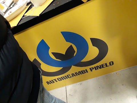 Autoricambi Pinelo - Ricambi Auto a Gorle in Provincia di Bergamo