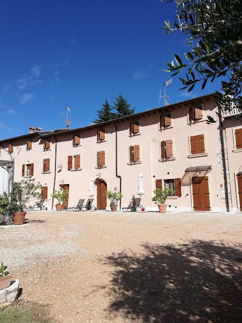 RELAIS ANTICA CORTE AL MOLINO BY ROBERTO MAZZI E FIGLI WINERY