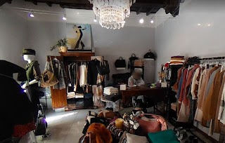 Emanu'Əle Boutique