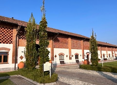 Cascina Sesmones Hotel & Restaurant