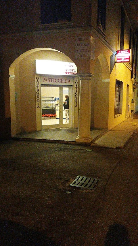 L'angolo dei Sapori, pizzeria, panzerotteria e friggitoria