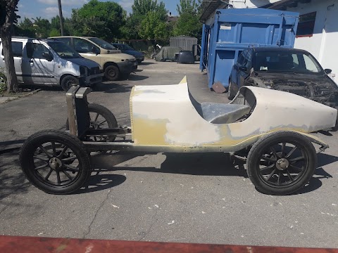 Autocarrozzeria Franceschini Di Santinato G. e Ticalo M.