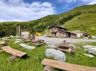 BaitaAlpeMonteNuovo - Holiday Chalet