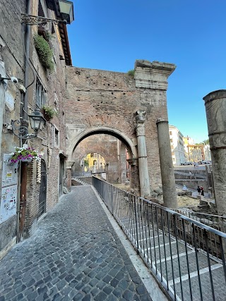 Cortile del Tempio di Apollo in Circo